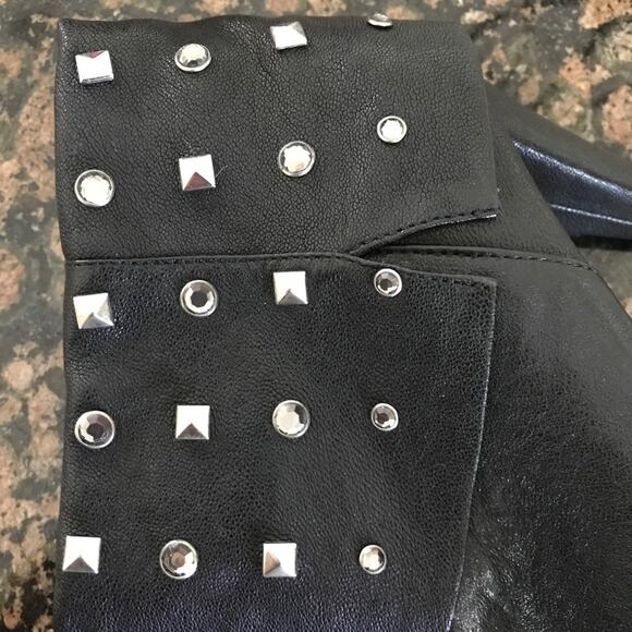 Vince Camuto booties - Picture 8 of 8